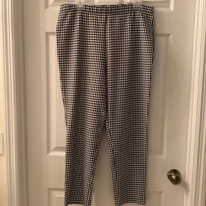 Karen Kane Piper houndstooth pants, black and cream. Size XL. NWOT.